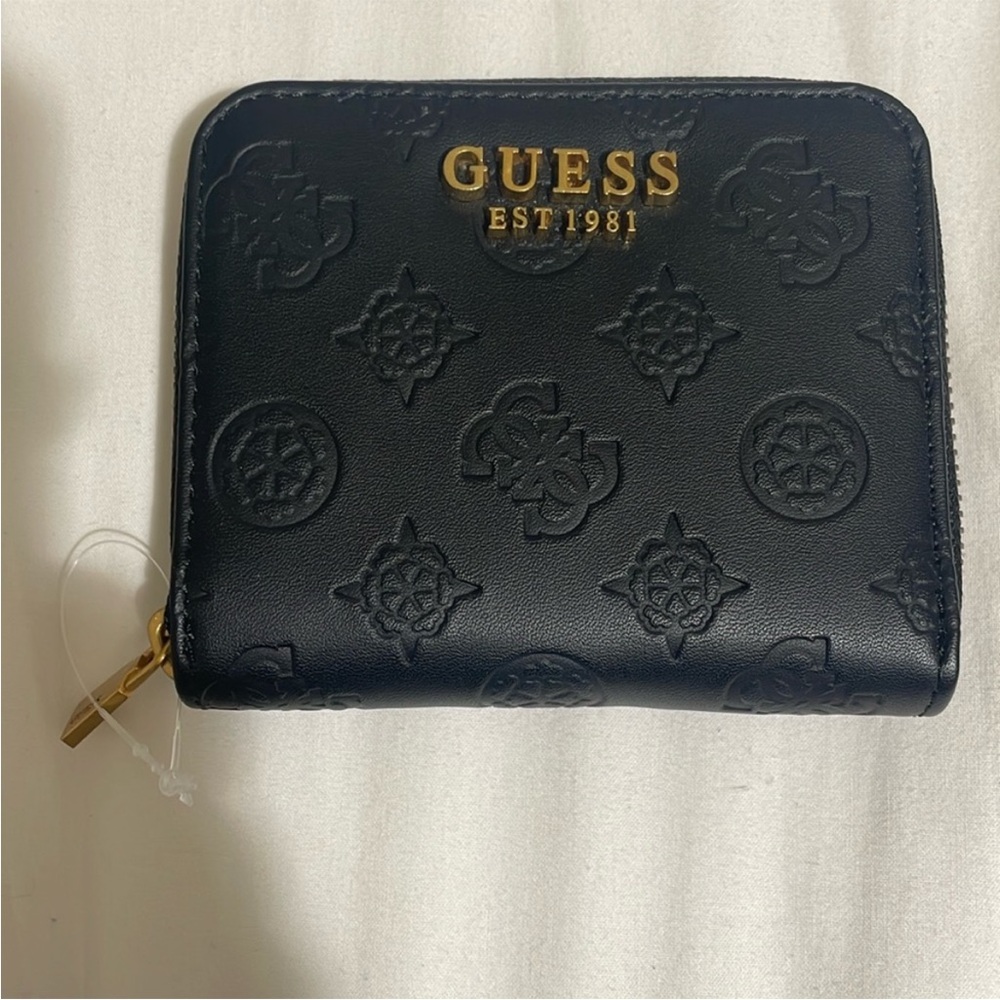 Guess wallet